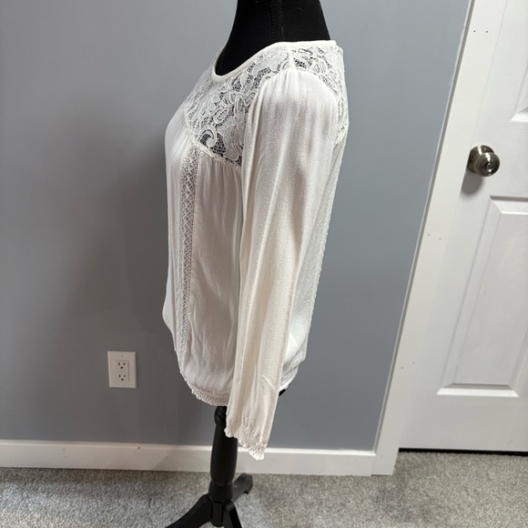 Joie Top - Picture 2 of 7